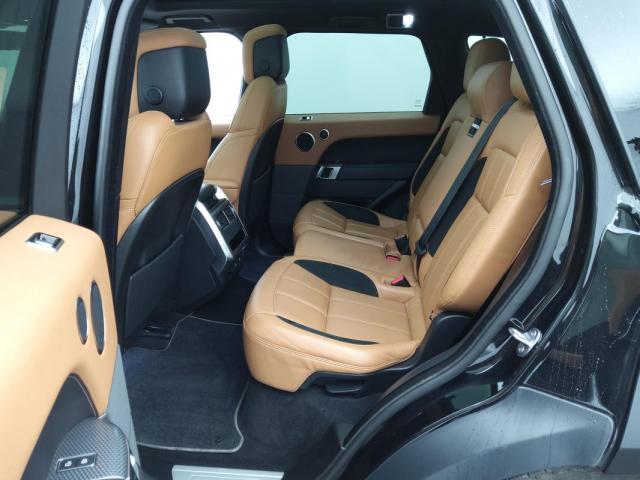 Land Rover Range Rover Sport image 2