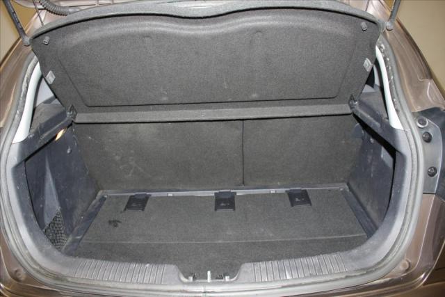 Kia Rio image 1