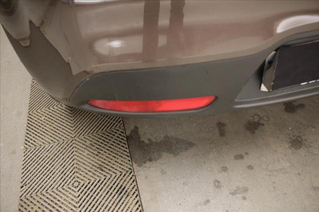 Kia Rio image 3