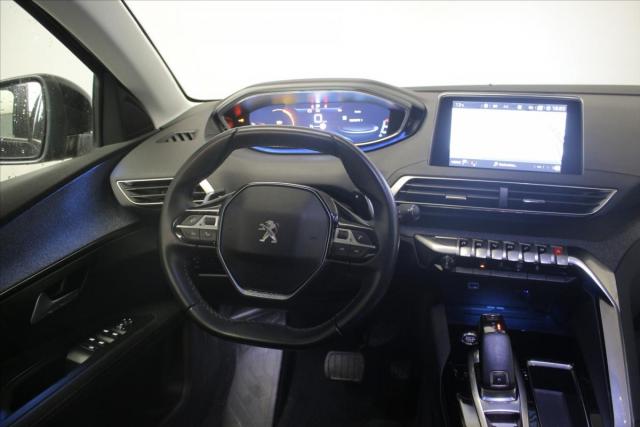 Peugeot 3008 image 3