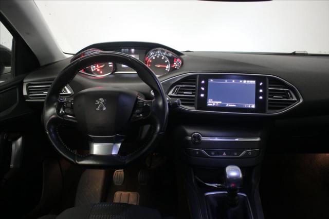 Peugeot 308 image 3