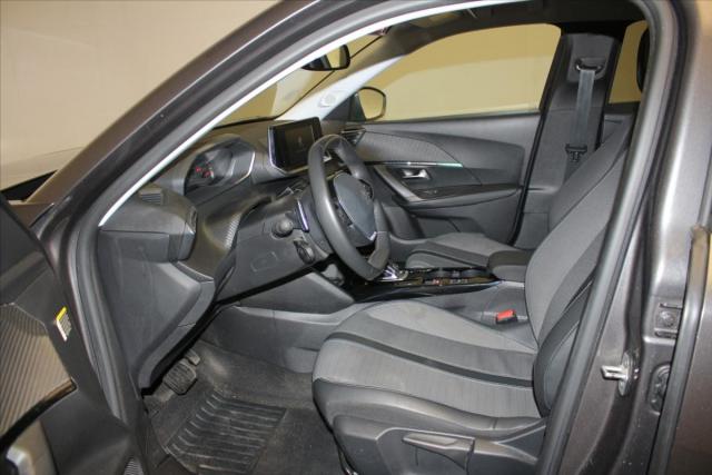 Peugeot 2008 image 3