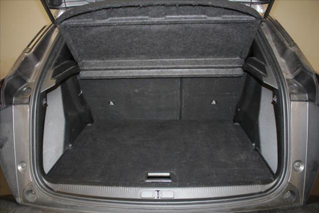 Peugeot 2008 image 2