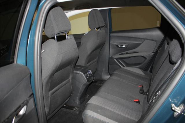Peugeot 3008 image 8