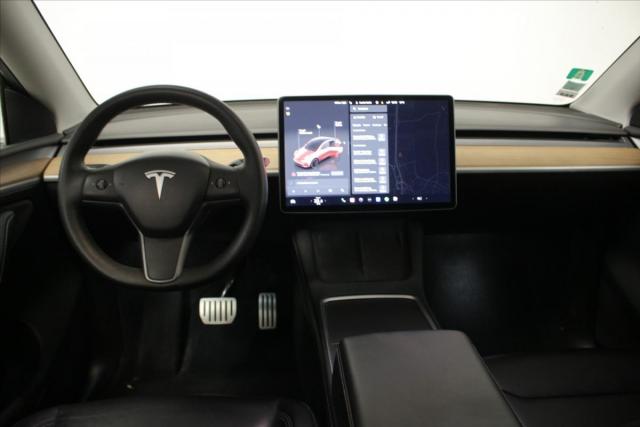 Tesla Model Y image 2
