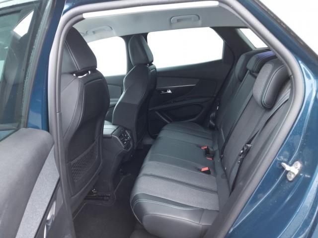 Peugeot 3008 image 8