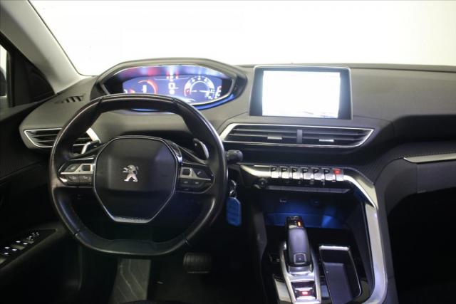 Peugeot 5008 image 6