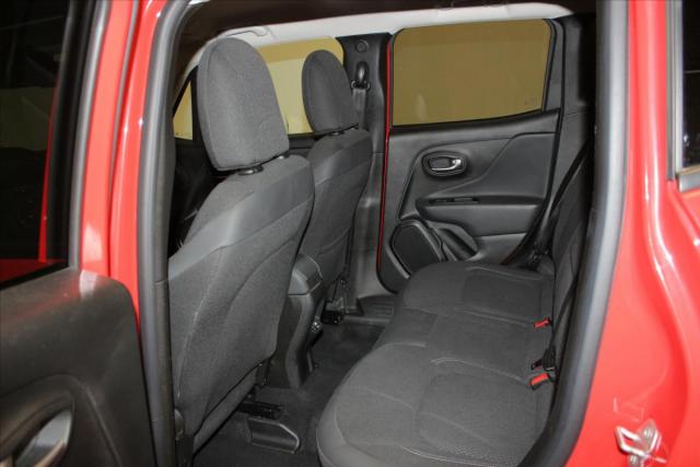 Jeep Renegade image 2