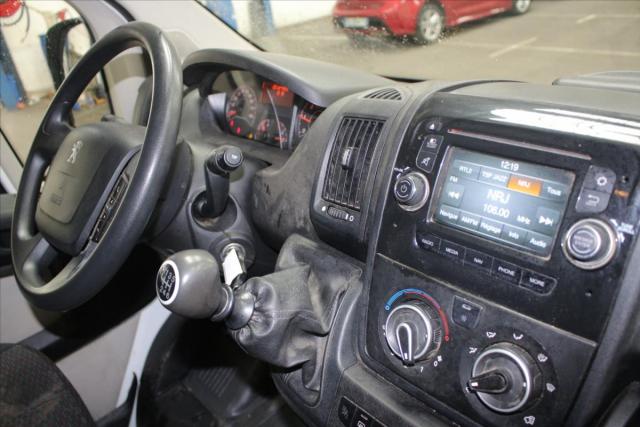 Peugeot Boxer image 1