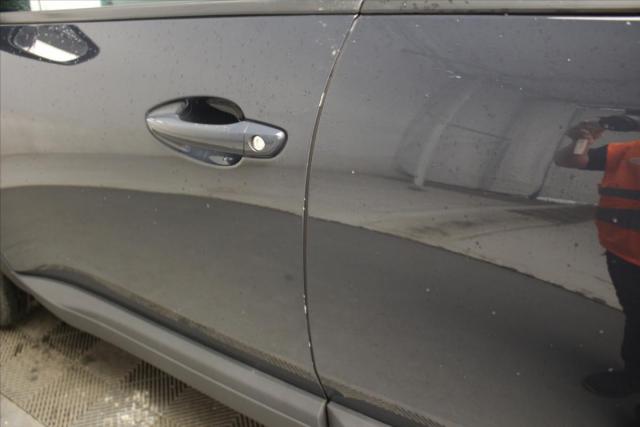Peugeot 3008 image 3