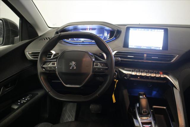 Peugeot 3008 image 1