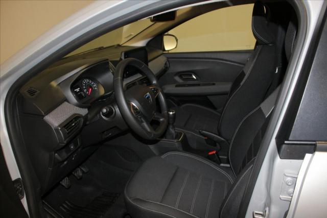 Dacia Sandero image 1