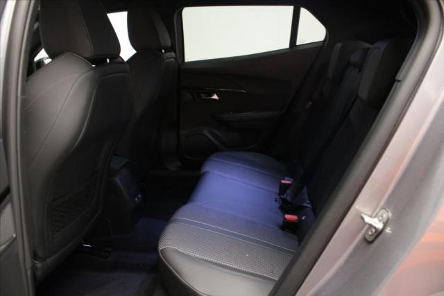 Peugeot 2008 image 3