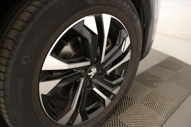 Peugeot 2008 image 7