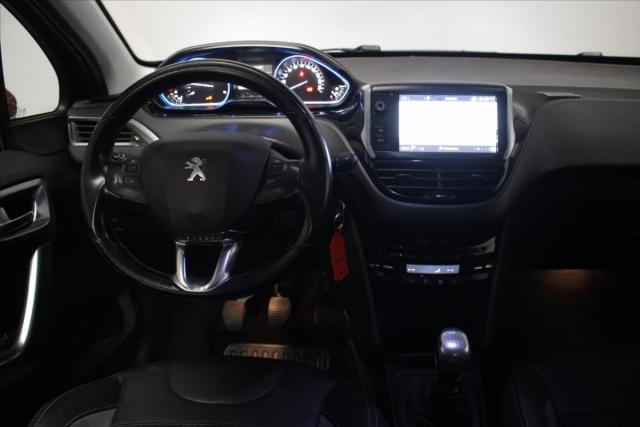 Peugeot 2008 image 1