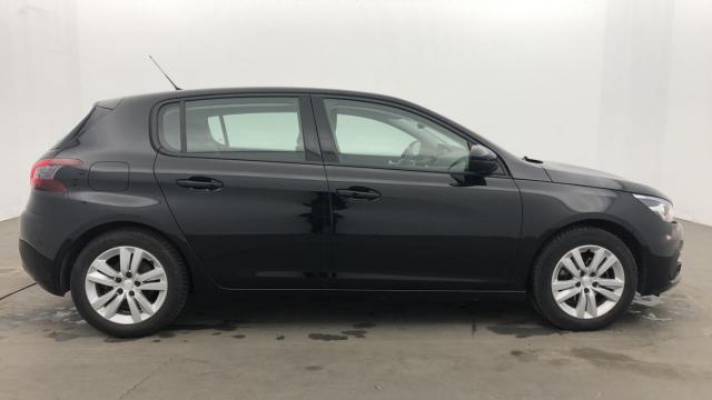 Peugeot 308 image 1