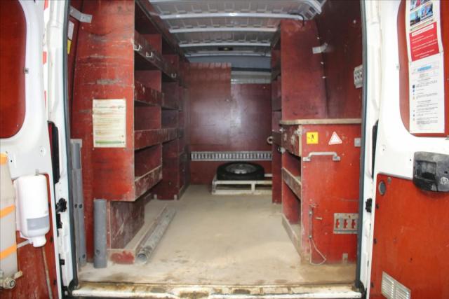 Peugeot Boxer image 3