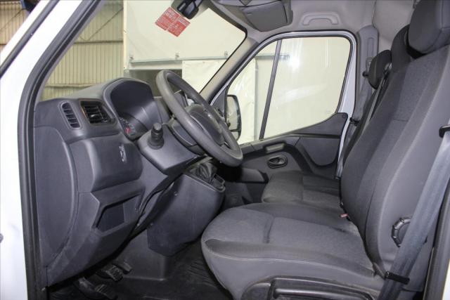 Opel Movano image 8
