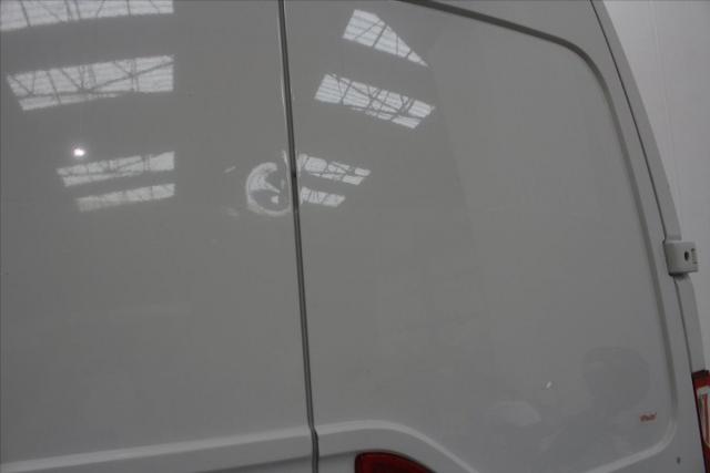 Opel Movano image 6