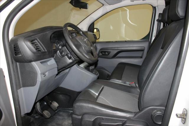 Opel Vivaro image 8