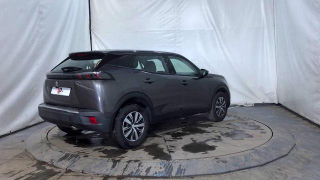 Peugeot 2008 image 8