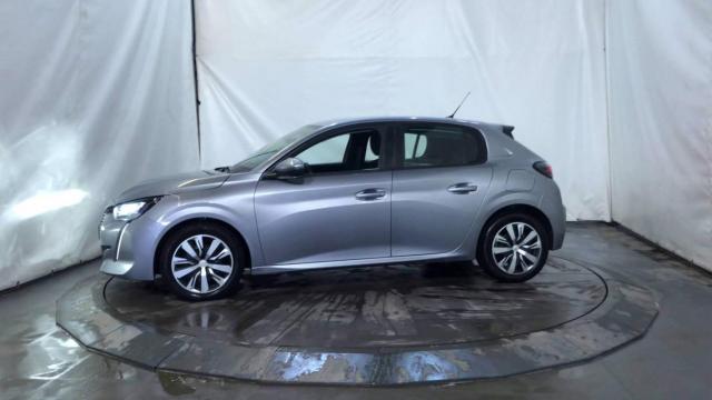 Peugeot 208 image 4