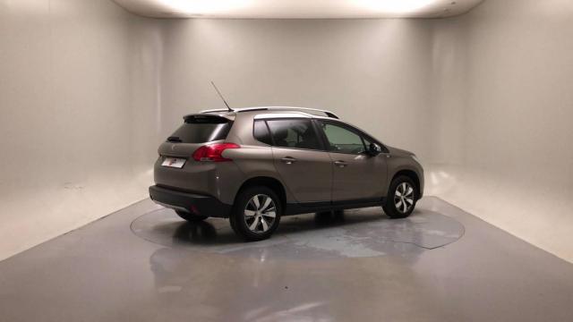 Peugeot 2008 image 5