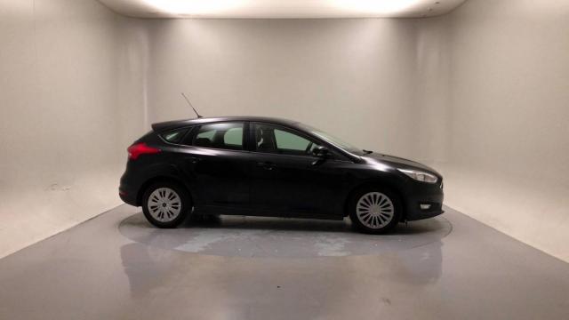 Ford Focus image 2