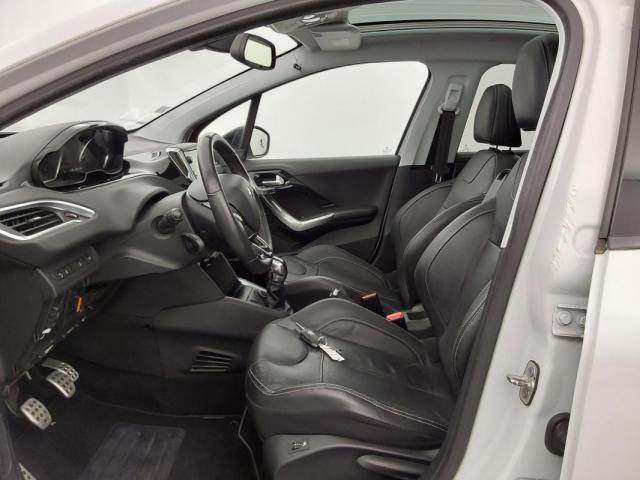Peugeot 208 image 4
