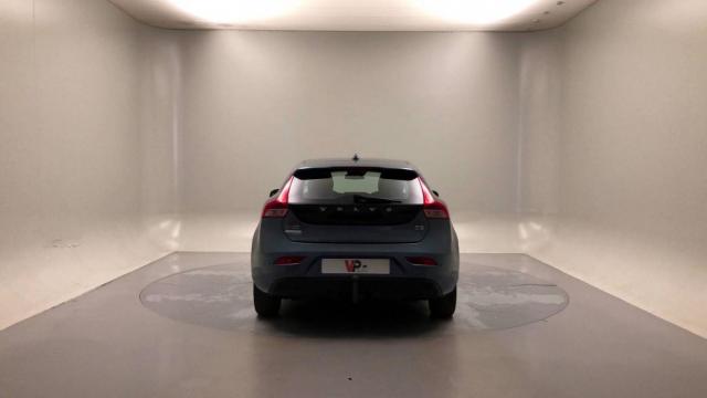 Volvo V40 image 1