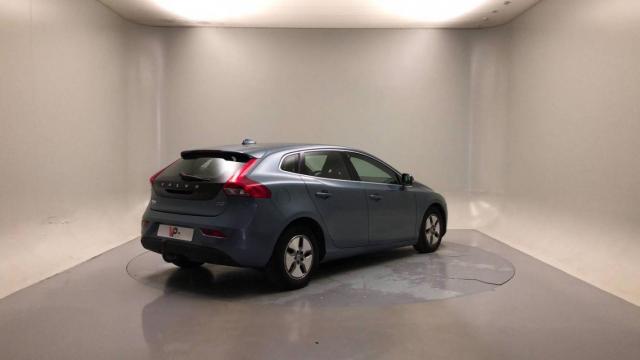 Volvo V40 image 4