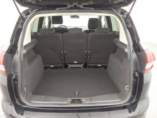 Ford C-Max image 6