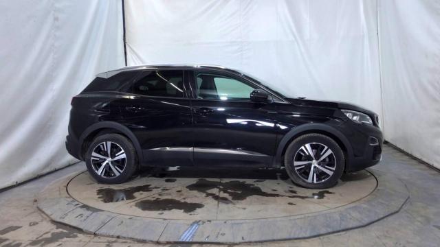 Peugeot 3008 image 1