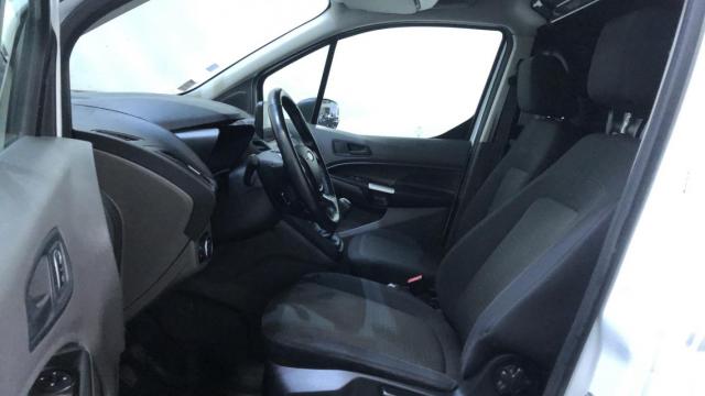 Ford Transit Connect image 1