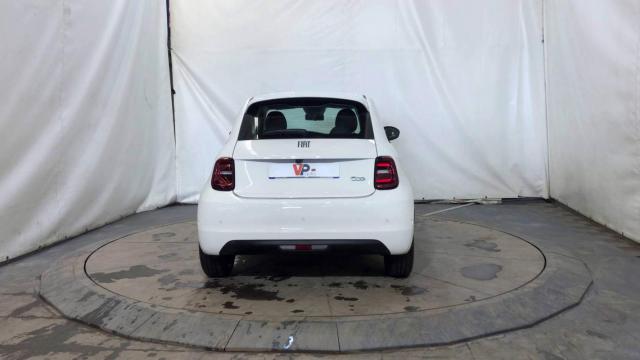 Fiat 500 image 2
