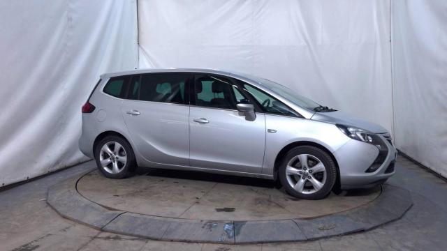 Opel Zafira Tourer image 8