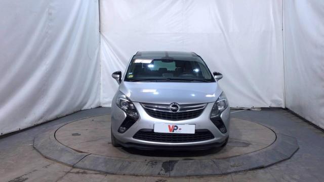Opel Zafira Tourer image 1