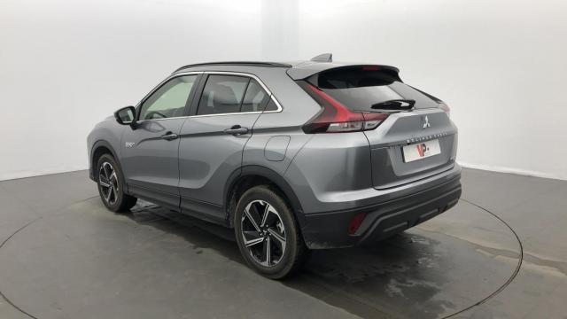 Mitsubishi Eclipse Cross image 8