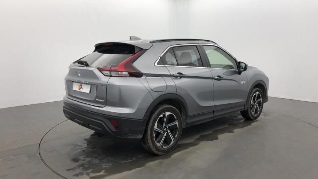 Mitsubishi Eclipse Cross image 5