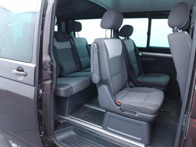 Volkswagen Multivan image 6