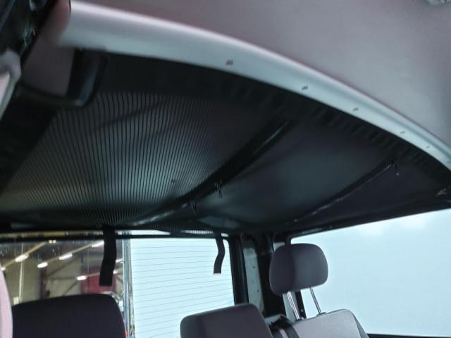 Volkswagen Multivan image 2