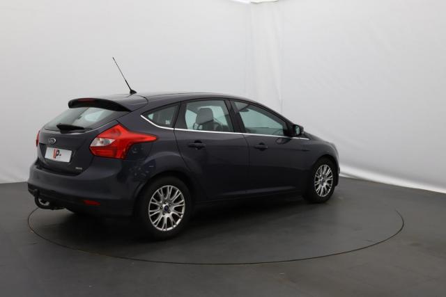 Ford Focus image 8