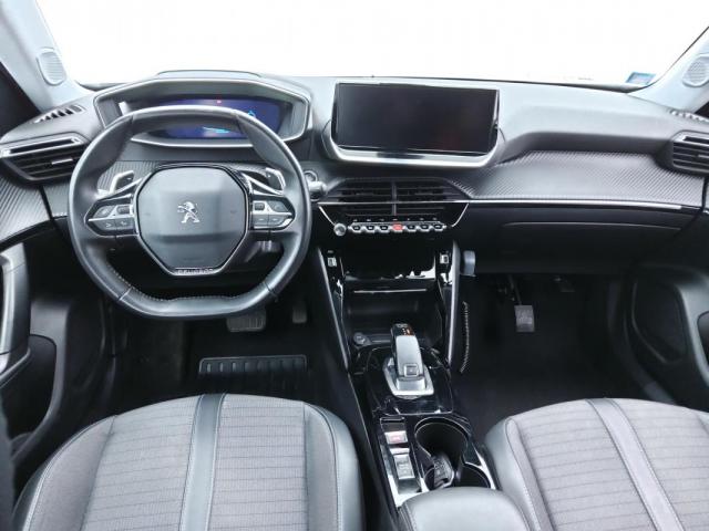 Peugeot 2008 image 6