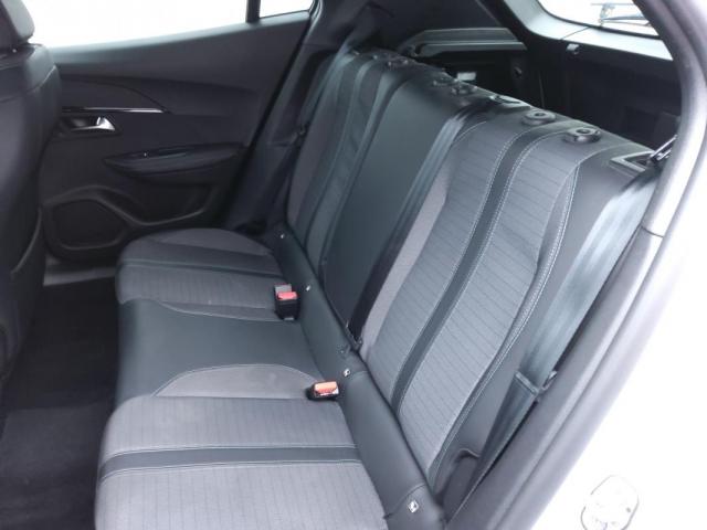 Peugeot 2008 image 5