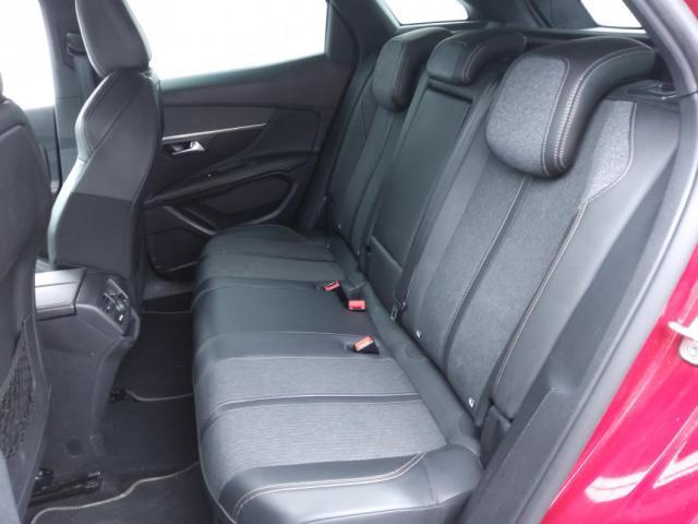 Peugeot 3008 image 1