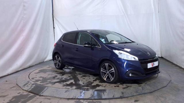 Peugeot 208 image 3
