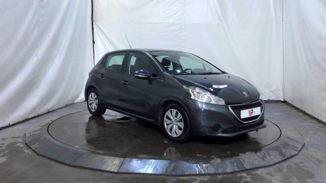 Peugeot 208 image 6