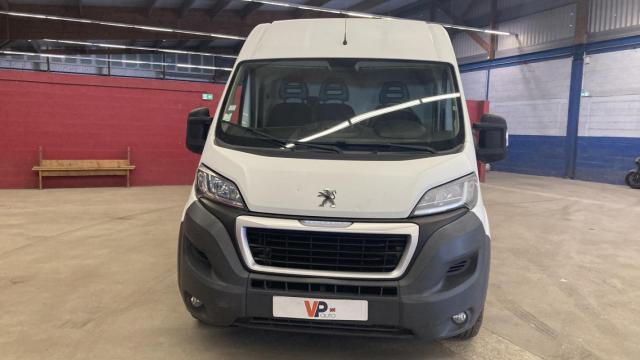 Peugeot Boxer image 1