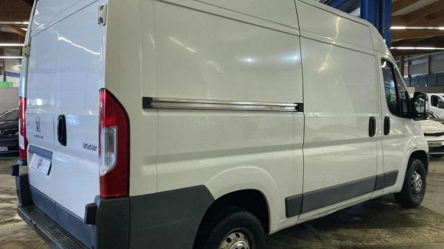 Peugeot Boxer image 1