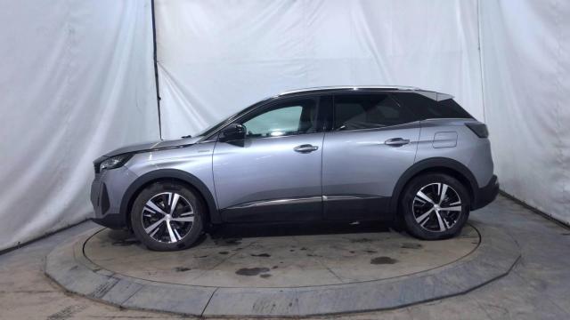 Peugeot 3008 image 2